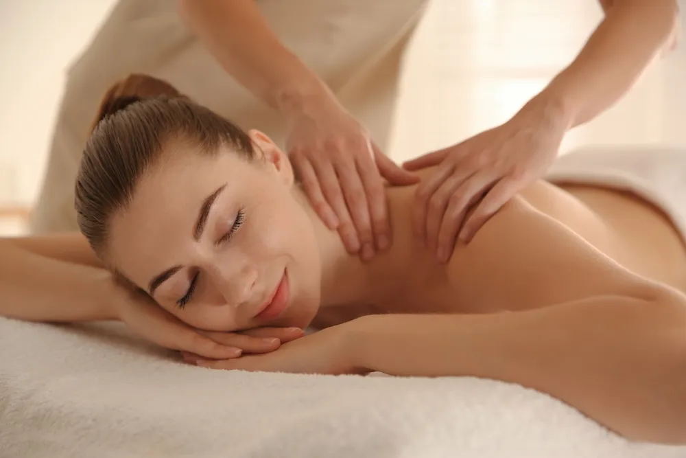 Foot Reflexology & Thai Oil Massage Foot Reflexology & Thai Oil Massage